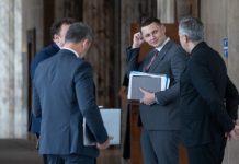 Primul scurtcircuit între PSD și PNL: Ciolacu refuză să-l numească pe liberalul Mircea Abrudean secretar general al Guvernului și i-a cerut lui Ciucă să-i livreze alt om
