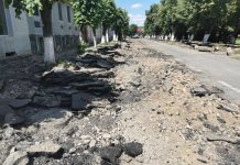 Foto și Video. Haosul domină Făgărașul. Șantiere de-a valma, străzi blocate, disconfort total pentru făgărășeni. 4 luni pentru un podeț. Ce spun făgărășenii