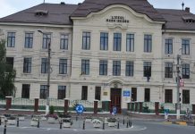 Bac-ul de toamnă. Doi elevi, eliminați din examen, la centrul organizat la CN ,,Radu Negru“
