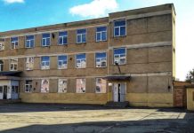Începe școala, iar Școala Generală nr. 7 din Făgăraș, tot în șantier. 18 clase de elevi, în spații închiriate de primărie cu 130.000 euro, dar fără aviz ISU