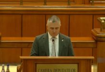 Deputatul Dumitru Flucuș: ,,Nu există casă în Țara Făgărașului care să nu aibă fotografia Părintelui Arsenie. Ne simțim profund jigniți de acest film, care conține o înșiruire de minciuni, de blasfemii“