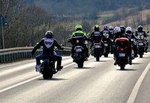 Permisul de conducere eliberat pentru categoria B este valabil şi în cazul anumitor tipuri de motociclete