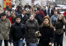 Banca Mondială: România îmbătrânește și suferă de pe urma unuia dintre cele mai grave exoduri de creiere din întreaga lume