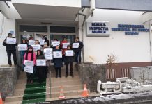 Continuă greva la ITM Brașov. Și salariații de la Statistică au declanșat un protest