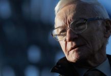 Instanța a decis. Octav Bjoza a câștigat procesul împotriva AFDPR. Leonard Câmpeanu, fost membru PCR, nu poate ocupa funcția de subsecretar de stat. Decizia nu este definitivă