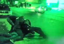 Video. Persoane prinse în flagrant comercializând cocaină. Una dintre persoane este din județul Brașov
