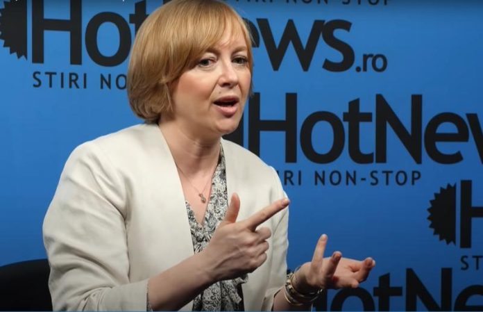 image-2022-07-22-25692636-41-emilia-sercan-studioul-hotnews