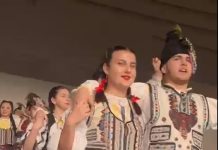 Foto și Video. Magia Crăciunului la Victoria. Spectacol și târg de Crăciun la Casa de cultură