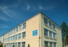 ,,Aurel Vijoli“ din Făgăraș nu mai este colegiu, a fost declasificat. O firmă cu sechele penale, colaboratoare a Primăriei Făgăraș pentru reorganizarea rețelei școlare. Studiul plătit zace în sertare