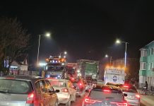 Foto și Video. Protest la Făgăraș. ,,AJUNGE pentru jaful care este în țara noastră, de la nivelul local până sus la centru. Mâine vom fi mai mulți“