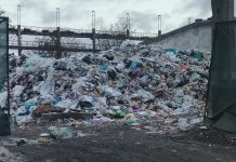 Foto. Incompetență! Munți de gunoaie, din nou, pe platforma chimică. Primarul, mașina de vot din Legislativ și sinecurile de la Salco își bat joc de făgărășeni