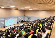 Cu mic, cu mare, au învățat despre reciclare. ADI ISO Mediu Brașov organizează și în acest an orele de ecologie în școli