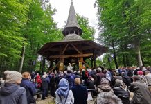 Foto şi Video. ,,Bucură-te, apă izbăvitoare!” Izvorul Tămăduirii la Mănăstirea Brâncoveanu. Pelerinaj la ctitoria domnitorului Constantin Brâncoveanu