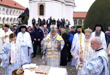 Izvorul Tămăduirii în Săptămâna Luminată. Hram la Mănăstirea Brâncoveanu de la Sâmbăta de Sus