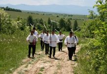 Tradiții și obiceiuri de Sâmpetru din Veneția de Sus. Maria Butum readuce în actualitate poveștile vechi ale satului