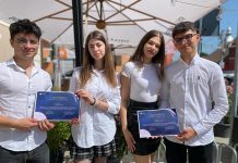 Foto. Diplome pentru elevii de la CN ,,Doamna Stanca“ din Făgăraș la programul Think-Up Academy