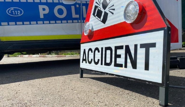 Accident rutier la ieșirea din Făgăraș. O persoană a fost transportată la spital