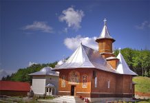 Foto și video. Mănăstirea Dejani, un colț de rai pentru credincioși. Hramul mănăstirii este sărbătorit de prazniul Schimbarea la față a Mântuitorului