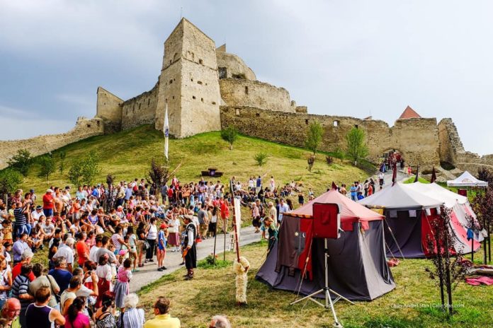 Săptămâna Haferland începe joi în zece sate din Ţara Ovăzului | Monitorul  de Făgăraș