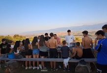 Foto și Video. Vacanța la bunici, la Rucăr. Drumeții pe munte și pe dealuri, dormit la cort și jocuri în aer liber