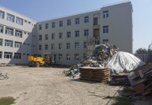 Foto. Școala Gimnazială nr. 7 din Făgăraș, tot în șantier, iar elevii vor învăța tot în deplasare. Chirii nesimțite pentru spații închiriate de pe piața liberă plătite de Primăria Făgăraș