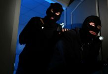 Hoții care au furat dintr-o fermă din Șercaia au fost reținuți. Sunt din Părău