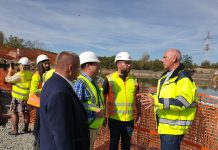 Se lucrează la fundațiile podului de la Voila. Oficialii și constructorul spun că anul viitor se va circula pe acest pod