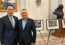Dumitru Flucuș, la expoziția organizată de Ambasada Chinei la Parlament: „Sper că relațiile dintre România și China se vor îmbunătăți și vor continua pentru mulți ani de acum înainte!”