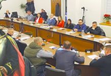 ,,Asta-i pohta ce-am pohtit!“ Noul Consiliu Local de la Făgăraș a intrat în pâine. 16 consilieri din totalul de 19 sunt aserviți edilului