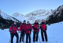 Foto. Salvamontiștii de la Victoria și voluntarii, antrenamente pe Valea Sâmbetei