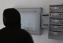 Documente. Scandalul facturilor. Pierderi de apă și un contor defect, coșmarul locatarilor de la Bl. 17 din strada 13 Decembrie, Făgăraș. Corespondență fără sfârșit între locatarii din scara A a imobilului și operatorul de apă. Cel mai vocal dintre locatari s-a ales cu dosar penal monitorfg