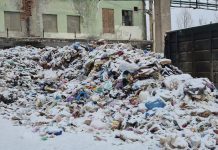 Foto. Munți de gunoaie pe platforma chimică și nu la Fin Eco. Păpușarii care conduc Făgărașul impun un tarif de salubritate de 27 lei/persoană/lună, dar servicii de slabă calitate. Cine mai reprezintă Salco Serv?