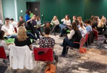 Bani europeni pentru ideile tinerilor despre climă. Dialog între tineri și autoritățile locale și județene