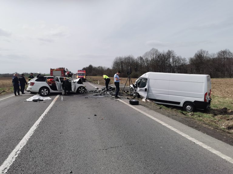 Video și Foto. Drumul morții a mai făcut două victime. Doi morți și doi răniți în accidentul rutier grav petrecut, luni, pe DN1, în apropierea localității Olteț   