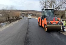 Lucrările de modernizare la drumul județean Făgăraș-Șoarș-Bărcut, blocate de studiile arheologice cerute de Comisia Zonală a Monumentelor Istorice Brașov