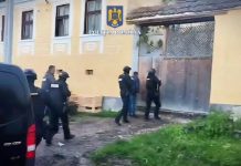 Video. Percheziții la 37 de persoane din Făgăraș și Rupea pentru deținere ilegală de arme. A fost ridicat un întreg arsenal