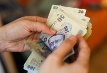 Scenariul unui economist: ,,Suntem în colaps cu pensiile. România, țara unde munca e taxată cel mai dur“