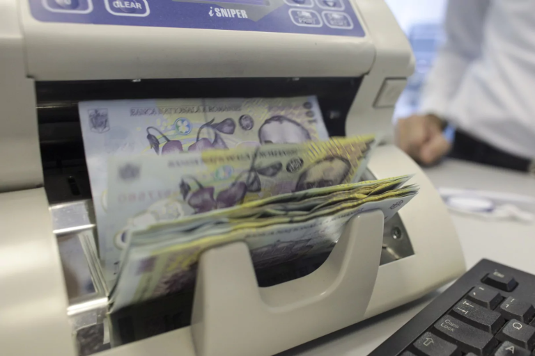 O schemă Caritas sau o bombă cu ceas? Statul român a ajuns „investitorul” suprem care stoarce piața de bani pe care apoi îi risipește
