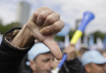 Sindicatele decid azi dacă intră în grevă generală. O întâlnire de urgență are loc din cauza planului de austeritate