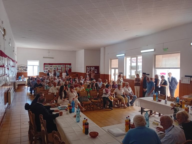 Foto. ,,Ileni, veche vatră românească din Țara Făgărașului“. Monografia satului Ileni, semnată de prof. Mircea Cornea, a fost lansată astăzi  