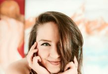 ,,Emoție“, prima expoziție a artistei Nicoleta Opriș. Vernisajul, în Sala Tronului din Cetatea Făgăraș, 1 august, ora 18.00. ,,Este o invitație la sinceritate, trăire și întoarcere acasă“ spune artista