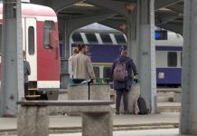 Elevii navetiști vor beneficia de transport subvenționat și în anul școlar 2025-2026. CJ Brașov a prevăzut 0,29 lei/km