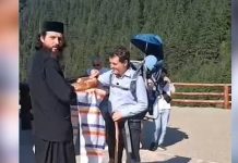 Foto. Preşedintele Nicuşor Dan a rămas în Țara Făgărașului. A vizitat Mănăstirea Arsenie Boca de pe Valea Sâmbăta și baza Salvamont monitorfg