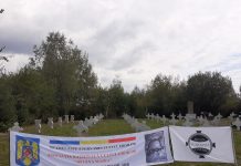 Foto. Tabără de muncă la Porumbacul de Sus. Tinerii de la Fundația ,,Buna Vestire“ au curățat cimitirul eroilor