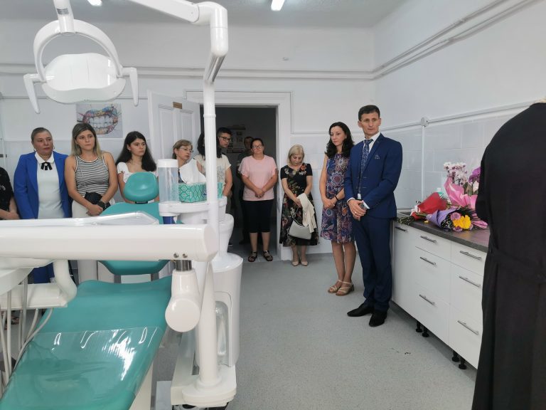 Video și Foto. Dispensar transformat într-un Centru medical, la Cincu. Azi, a fost inaugurat cabinetul stomatologic al dr. Gabriela Judele