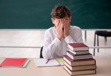 Burse școlare 2025-2026: Burse de merit pentru maximum 15% dintre elevii dintr-o clasă, cu media peste 9 / Dispar bursele pentru elevii din familii monoparentale – proiect de HG