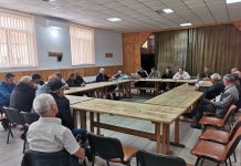 Video. Composesoratele din zona Făgărașului blochează acțiunea Ministerului Mediului de a include proprietățile lor în ,,zone strict interzise“. În ședința comună au stabilit contestația la studiul ministerului