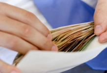 87 de șpăgi în 8 zile. Un fost șef la Înmatriculări, trimis în judecată. Metodele folosite de DNA pentru a-l prinde