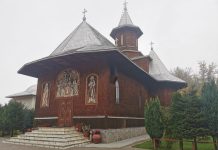 Mănăstirea veche, din lemn, de pe Valea Dejaniului are hramul ,,Acoperământul Maicii Domnului“. Edificarea așezământului monahal se datorează Părintelui Ilie Cleopa monitorfg