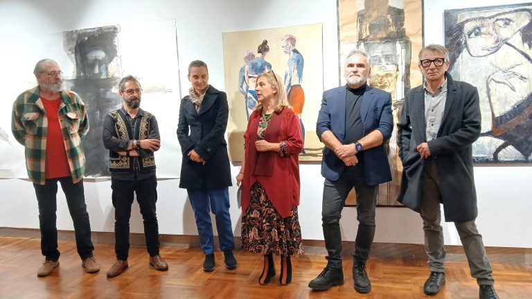 Pictorul făgărășean Ciprian Muntiu a expus la Palatul Brukenthal din Sibiu. „Mahalaua Paradis” a cuprins și lucrările artiștilor Lucian Binder Catana și Sorin Han